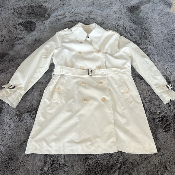 Burberry Trench Coat - Picture 5 of 13